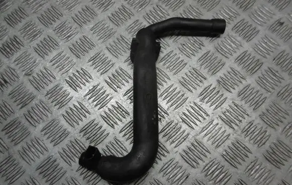 Chrysler PT Cruiser Breather hose/pipe A6640160381