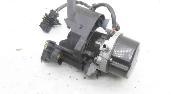 Mercedes-Benz EQA Vacuum pump A0004303500