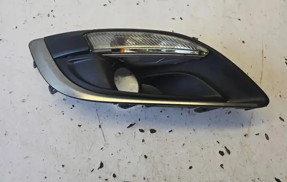 Opel Astra J Front fog light trim/grill