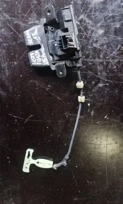 Ford Fiesta Tailgate/trunk/boot lock/catch/latch A442a66ad