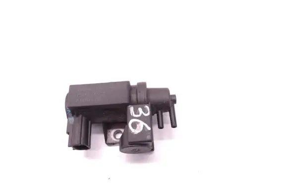 Toyota Avensis T250 Vacuum valve 258190R011 70051308 D36