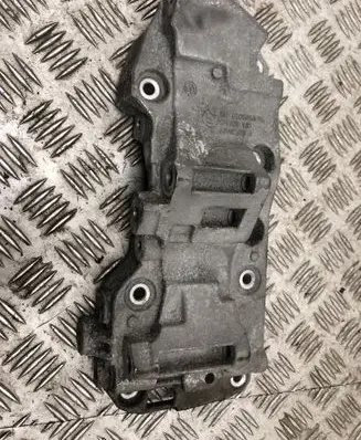 BMW 1 F20 F21 Generator/alternator bracket 1116850686305 174786