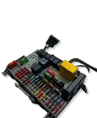 Opel Astra G Fuse module 90229206