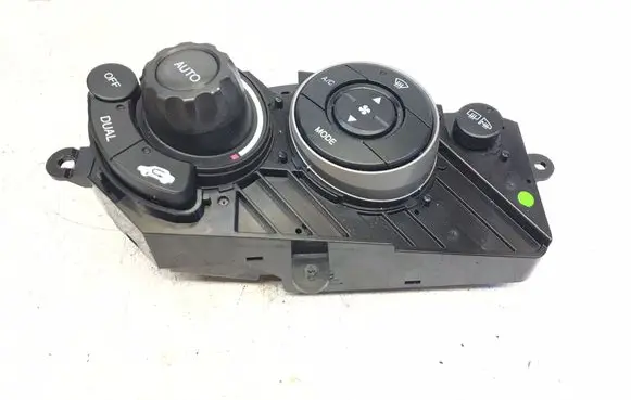 Opel Insignia A Climate control unit 79600SMGE5 06W18E04 MN18BA00124