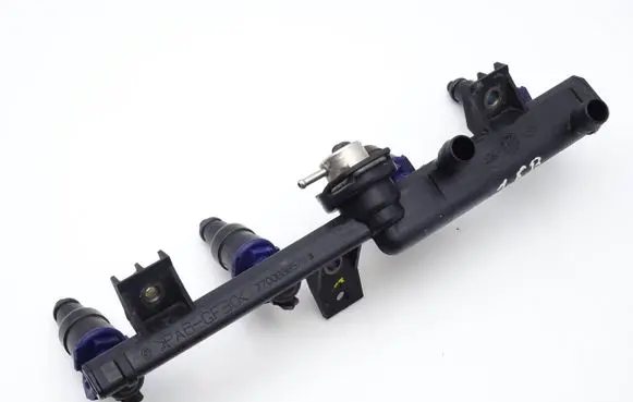 Renault Scenic I Fuel main line pipe 866313 7700868573D