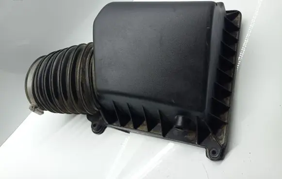 Chrysler Pacifica Air filter box cover 72142849