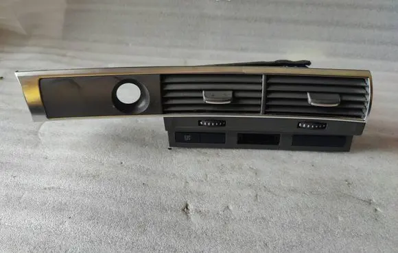 Audi A6 S6 C6 4F Dash center air vent grill 4F1820951