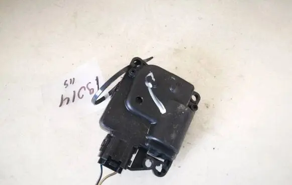 Dodge Magnum Air flap motor/actuator 05061099aa