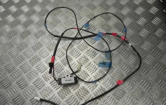 Toyota Corolla E160 E170 Aerial antenna amplifier 8630002380