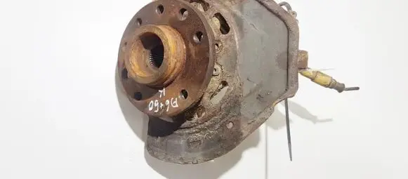 Opel Vectra B Front wheel hub