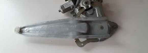 Toyota Verso Rear door window regulator with motor 698400F040