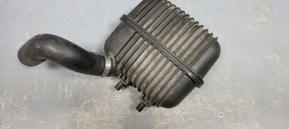 Audi A6 C7 Vacuum air tank 8K0129955A