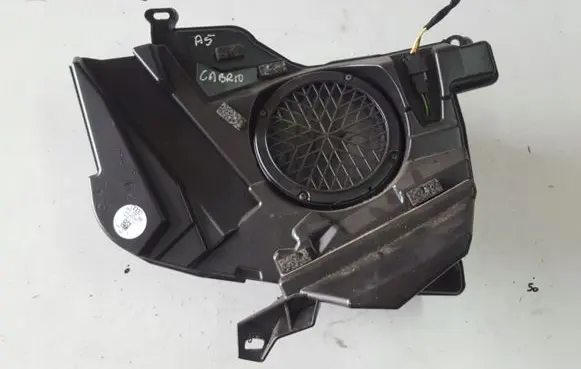 Audi A5 8T 8F Subwoofer speaker 8F0035382