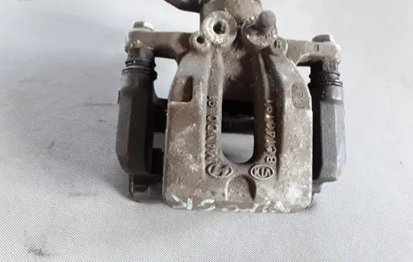 KIA Niro Rear brake caliper 58210G2400