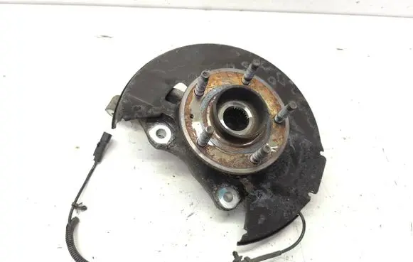 Opel Zafira C Front wheel hub