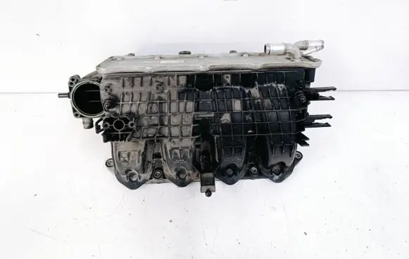 Volkswagen Jetta VI Intake manifold 04E129711E 04E145749B