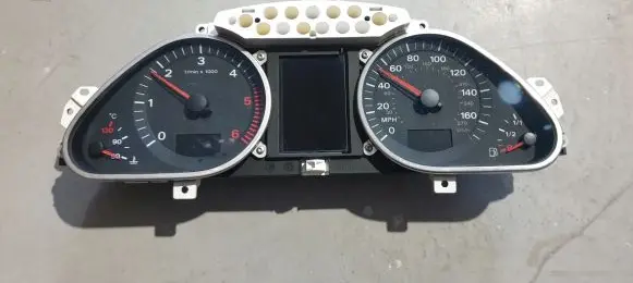 Audi A6 S6 C6 4F Speedometer (instrument cluster) 4F0920950L