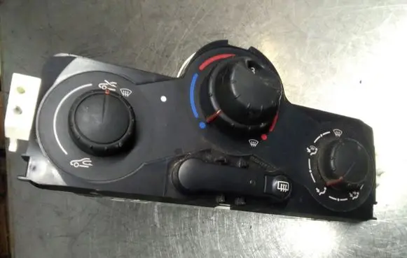 Renault Megane II Climate control unit 69420002