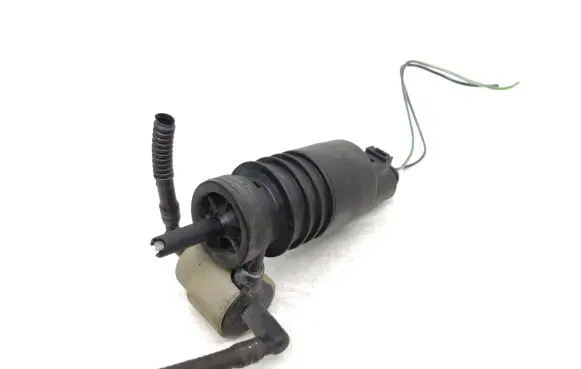 Audi A6 S6 C5 4B Windscreen/windshield washer pump