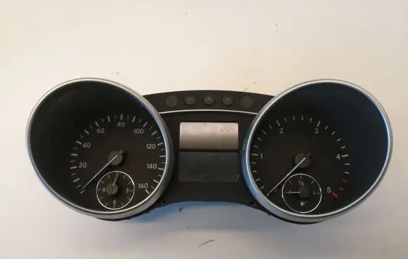 Mercedes-Benz GL X164 Speedometer (instrument cluster) A1645403447