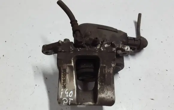 Hyundai i40 Brake caliper pad carrier rear 