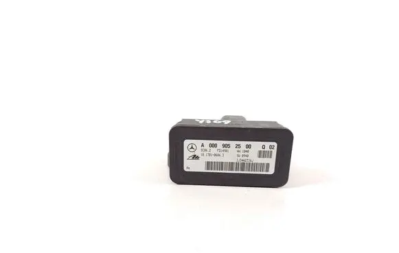 Mercedes-Benz E W212 Sensor A0009052500