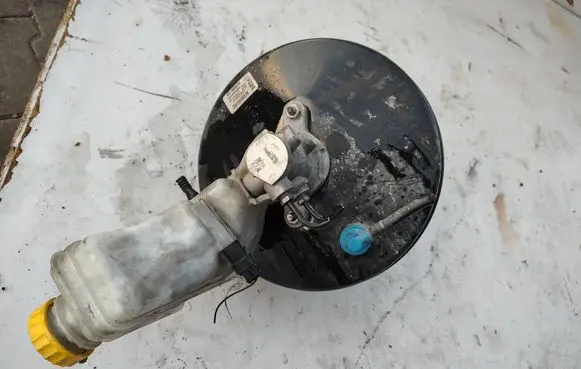 Opel Combo D Brake booster 51897929