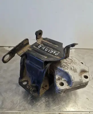 Peugeot Partner Engine mount bracket 996820267805 813046 880065