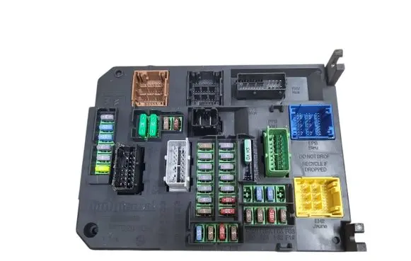 Citroen DS4 Comfort/convenience module 9806687980 A2C38848700