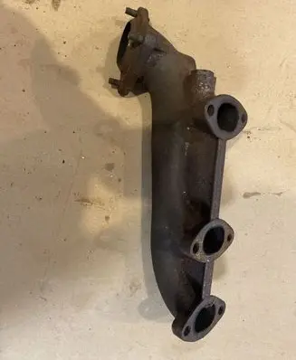 Audi Cabriolet B3 8G Exhaust manifold 07825303