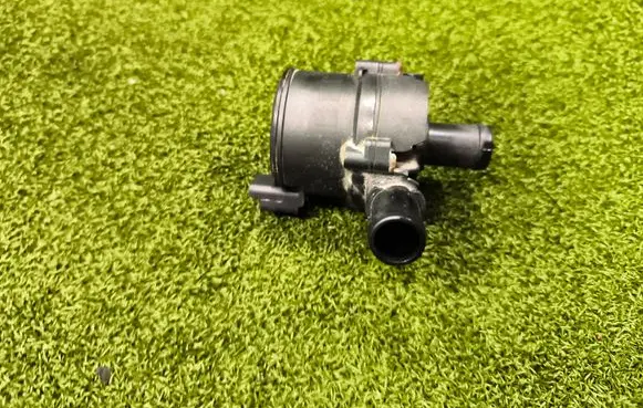 Renault Trafic III (X82) Electric auxiliary coolant/water pump 0392023219 925164GA0A
