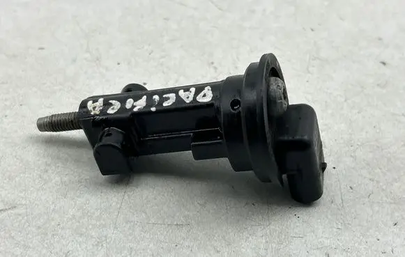 Chrysler Pacifica Camshaft position sensor 05149141AF