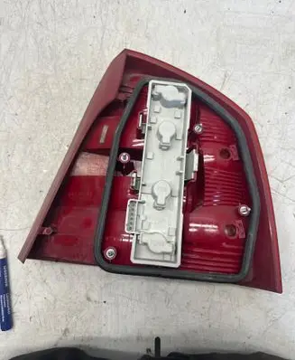 Skoda Octavia Mk2 (1Z) Rear/tail lights 1Z5945095A 1Z5945111A