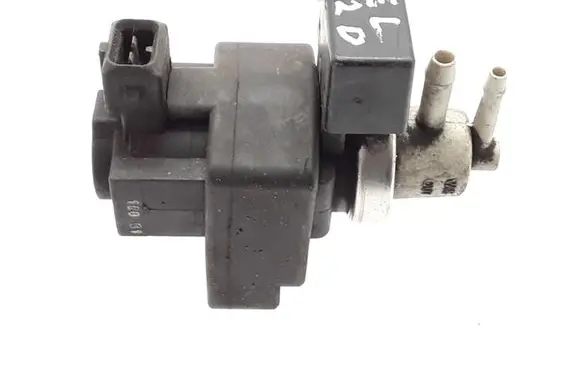 Renault Vel Satis Vacuum valve 8200162073