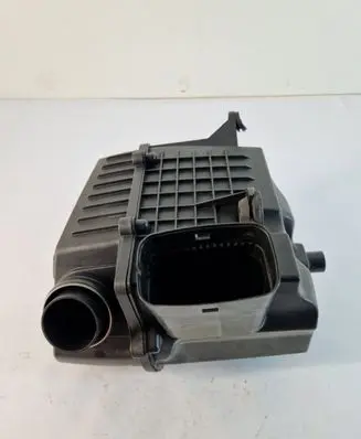Audi A1 Air filter box 6R0129607C