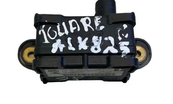 Volkswagen Touareg I ESP acceleration yaw rate sensor 7H0907652A DD77E103A9