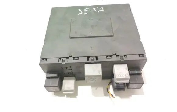 Volkswagen Jetta V Comfort/convenience module 3C0937049E