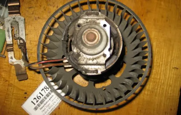Opel Tigra A Heater fan/blower
