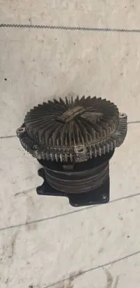 Mitsubishi Pajero Water pump