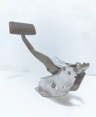 Honda CR-V Brake pedal 