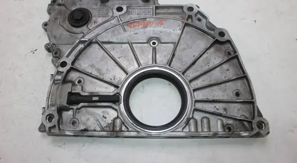 BMW 3 F30 F35 F31 Timing chain cover 8576353 67698410