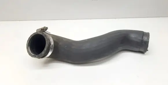 Volvo XC70 Intercooler hose/pipe 30766441