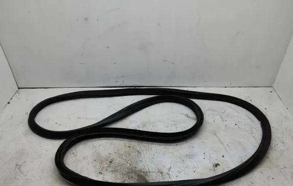 KIA Sportage Loading door rubber seal (on body) 
