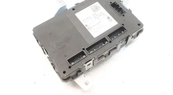 Hyundai Ioniq Central body control module 95400G2JB0