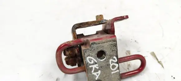 Volkswagen Jetta V Rear door lower hinge