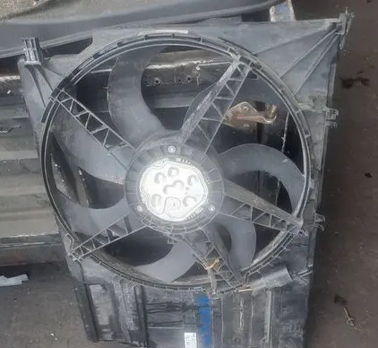 Mini One - Cooper R57 Electric radiator cooling fan 7617609 22828110