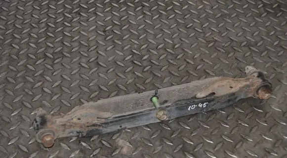 Nissan X-Trail T32 Rear upper control arm/wishbone