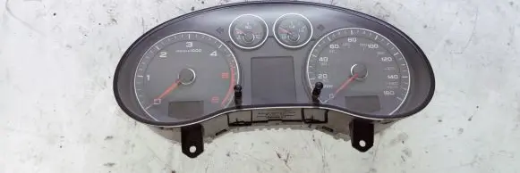 Audi A3 S3 8P Speedometer (instrument cluster) 8P0920952D