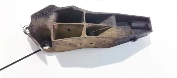 Mercedes-Benz Vaneo W414 Engine mounting bracket a1682410901
