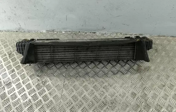 Mercedes-Benz CLK A209 C209 Intercooler radiator A2035000500 3222213 07T150101